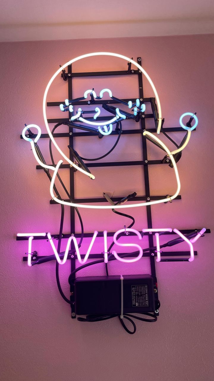 『TWISTY』の動画のカバー